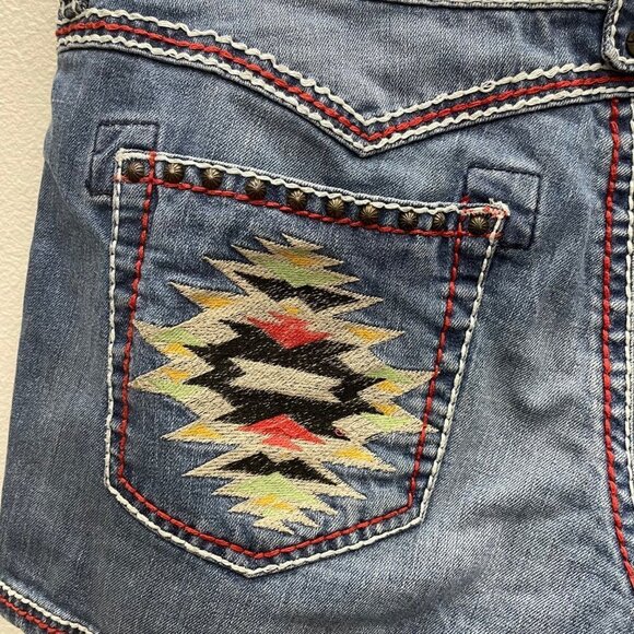 Rancho Estancia Jean Shorts for Women - Picture 9 of 12